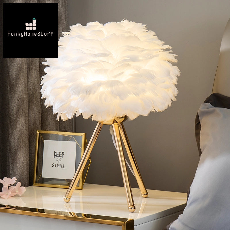 Romantic Goose Feather Bedroom Table Lamp