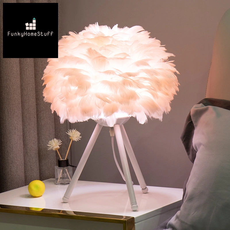 Romantic Goose Feather Bedroom Table Lamp