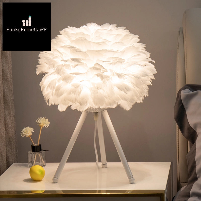 Romantic Goose Feather Bedroom Table Lamp