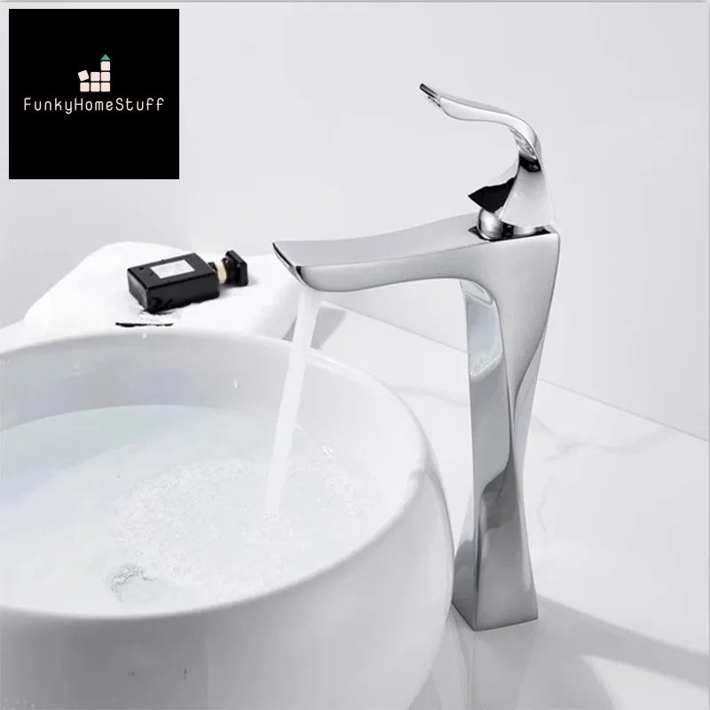 Modern Single Handle Bathroom Sink Faucet Deck Mounted