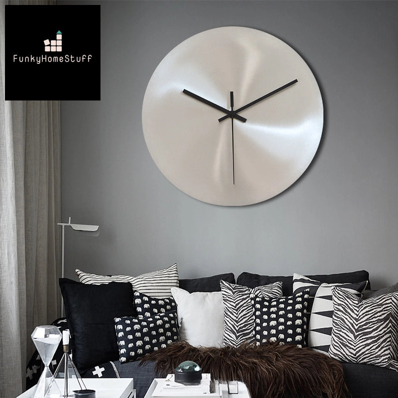 Minimalist Industrial Style Wall Clock - Silver Round