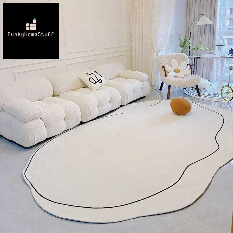 Plush Nordic Free-Form Area Rug for Modern Room